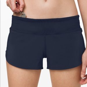 Lululemon Speed Up Shorts 2.5